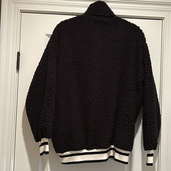 NWOT Express One Eleven Pullover - Picture 4 of 12